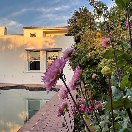 Penelope'S Stellenbosch Bed & Breakfast Bagian luar foto