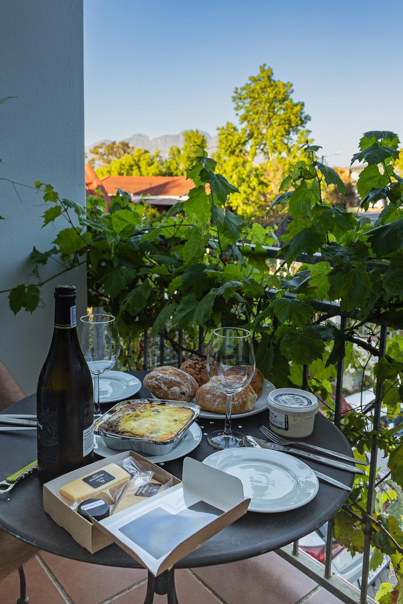 Penelope'S Stellenbosch Bed & Breakfast Bagian luar foto
